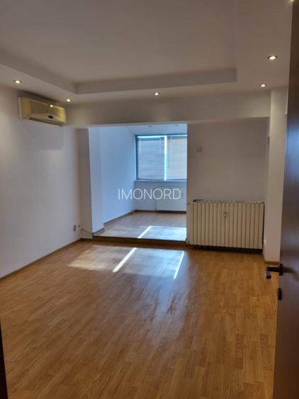 Vânzare duplex 4 camere Bulevardul Decebal - 10