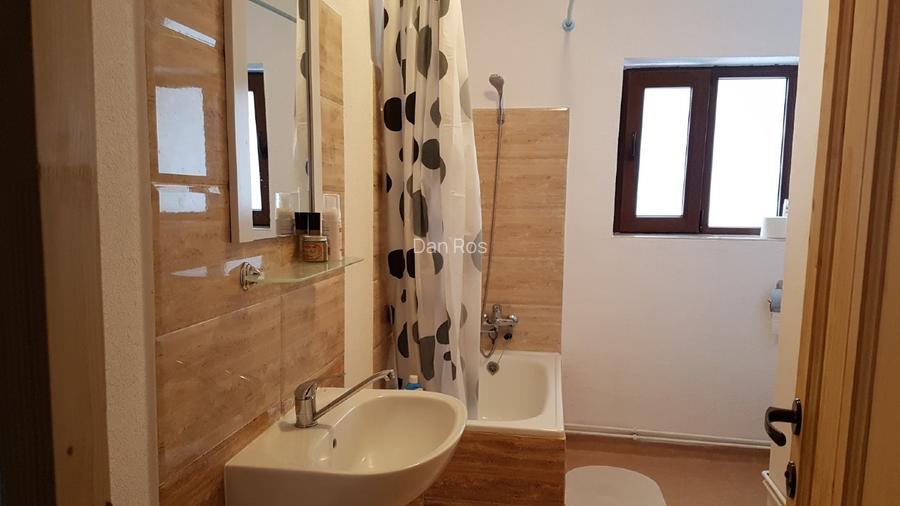 Vila cu 6 dormitoare, Porumbacu de Sus, Zona Turistica - 8