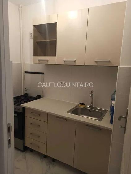 Garsoniera/ Costin Georgian/ Metrou 5' - 5