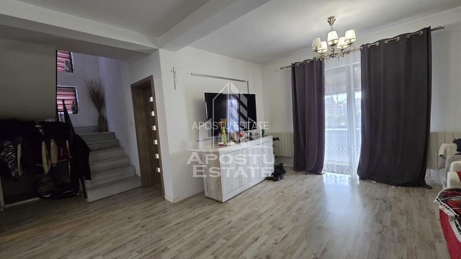 Casa individuala de vanzare, 4 camere, Sanmihaiu Roman, comision 0 - 13