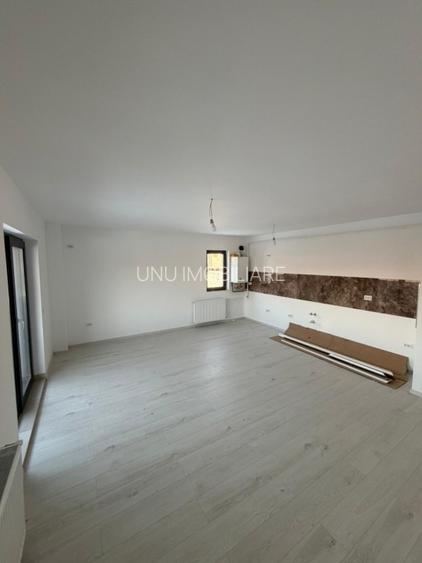 2 Camere, etaj intermediar, parcare inclusa - Bucium bloc Nou - 3