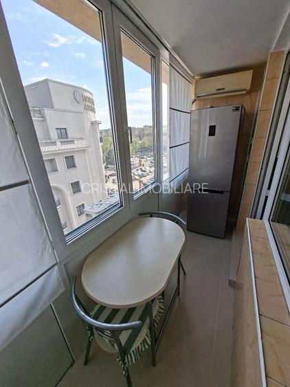 Inchiriez garsoniera vis a vis de Athenee Palace nou renovata - 5