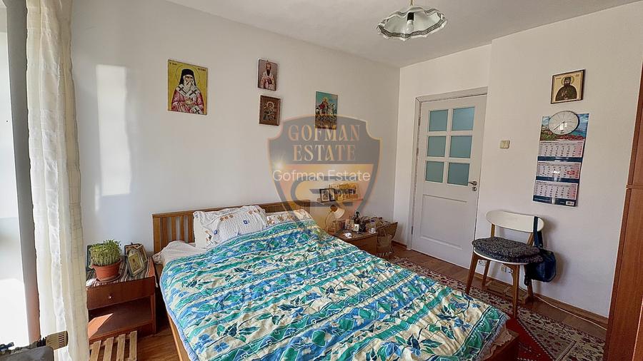 3 Camere Decomandat + uscător + boxă Capitol 3 balcoane centrala gaz 2 bai  A/C - 17