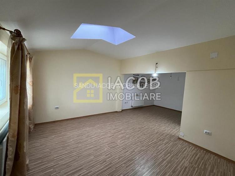 Duplex 4 camere, SU=120.63 mp, teresa=18.62 mp, Bacau - 17