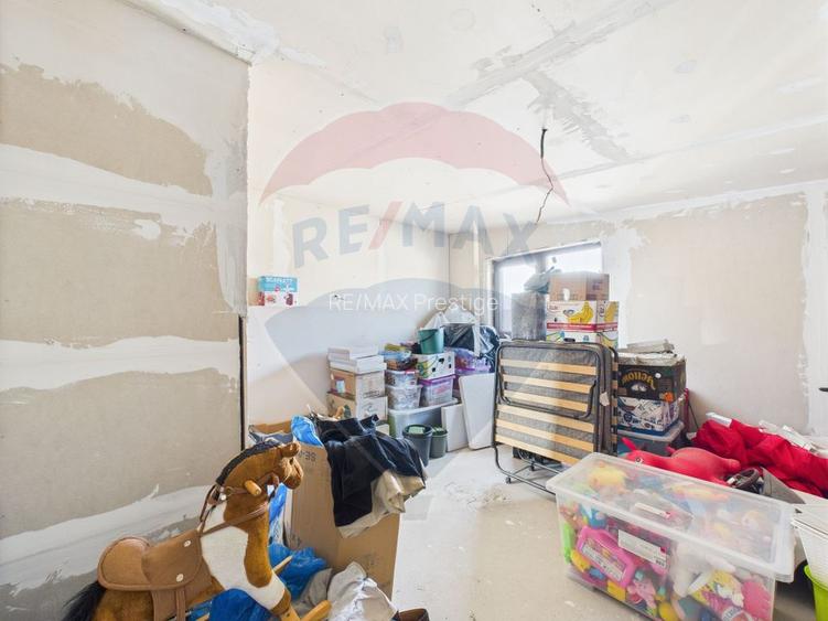 Casă cu 5 camere si 500mp Teren de vânzare în Buftea - 8