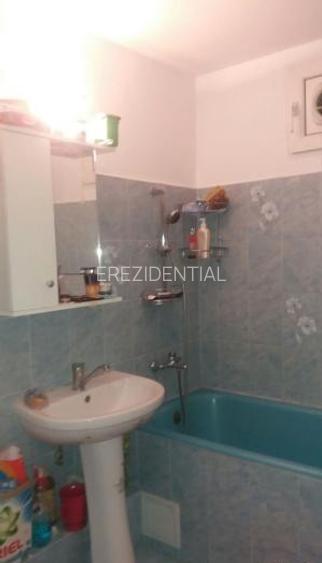 Apartament -4 camere -decomandat-Zona Colentina-Doamna Ghica - 6