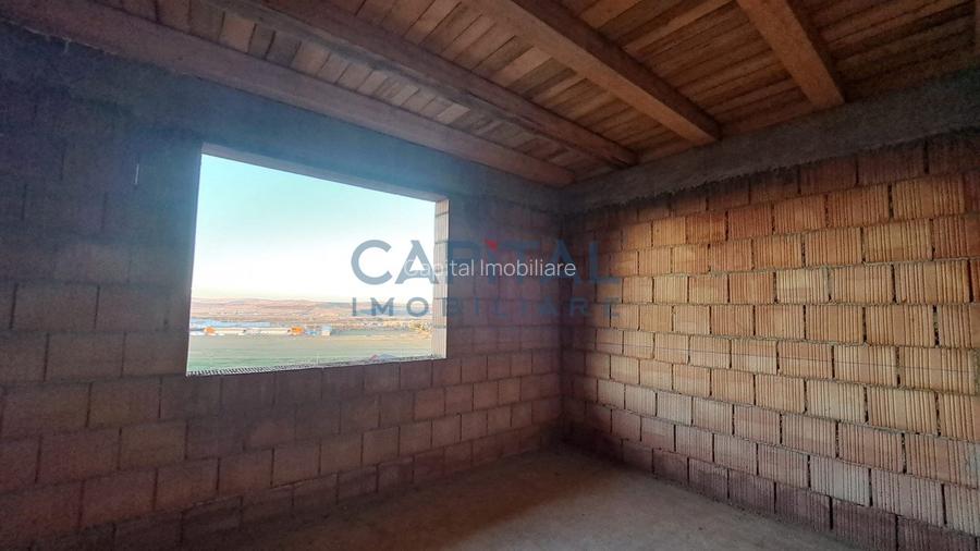 Casa cu garaj, zona Planoare - 10