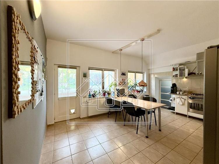 Casa de vanzare in Sibiu, individuala - 418 mp - teren 1.338 mp - 19