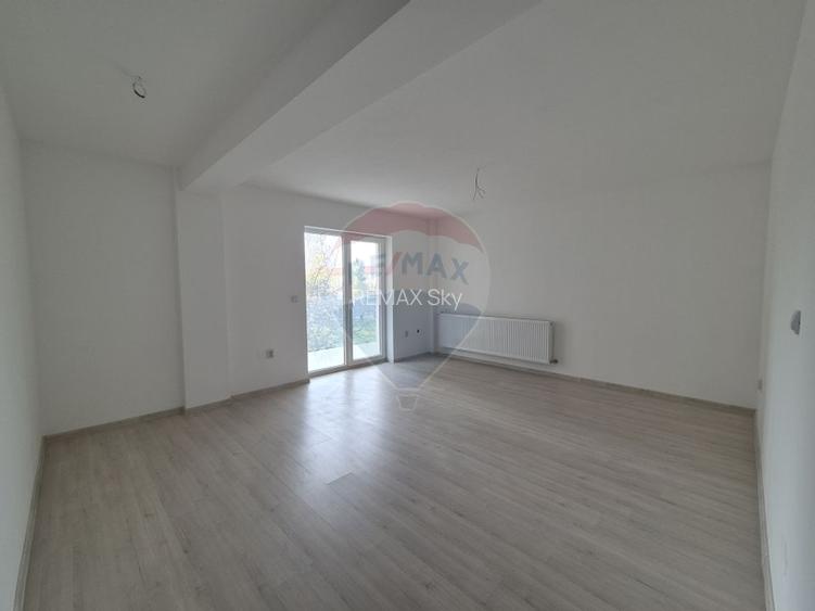 Apartament 3 camere decomandat parter - 4