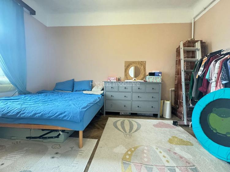 Apartament interbelic in zona Mihai Viteazul-103mp, et. 2/2 - 21