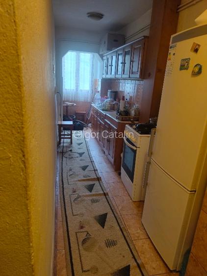 Vând Garsonieră în zona combinat - 5