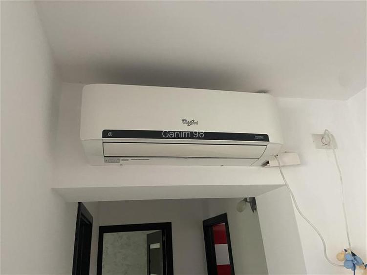 Apartament 3 camere , zona centrala Inspectoratul Scolar,  et 4 4, decomandat , - 5