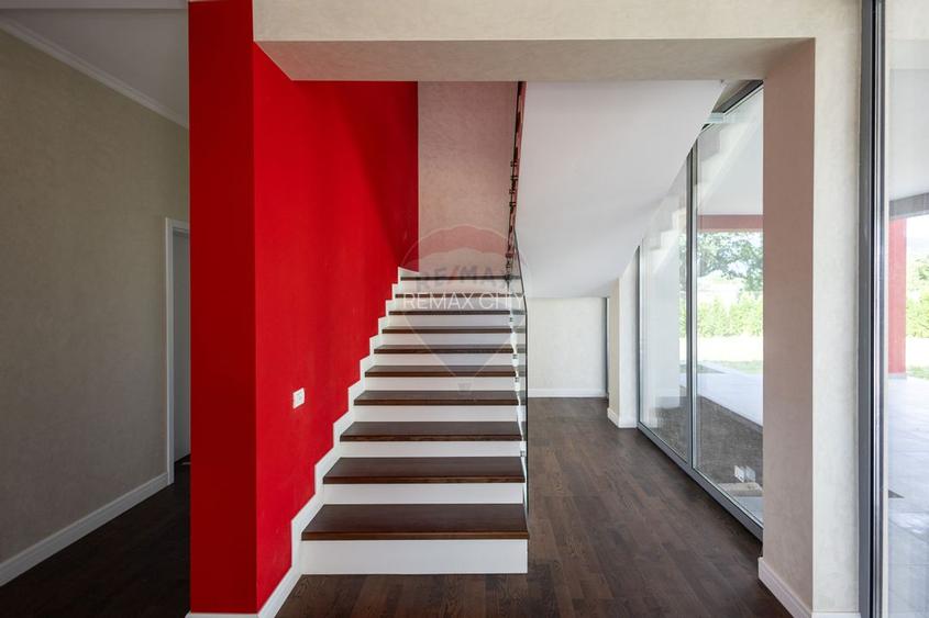 Casa de vanzare - Zona Ursulet Piatra Neamt - 30