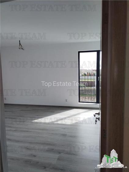 Vila individuala cu 5 camere,  2 terase, 4 locuri de parcare,350mp teren imprejm - 6