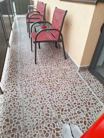 Apartament cu 3 camere, balcon, zona Stejarului - 9