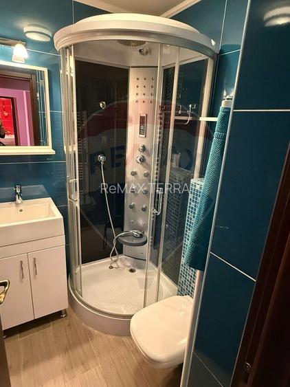 DE INCHIRIAT  APARTAMENT 4 camere zona centrala - 10