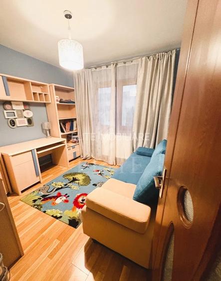 Apartament 3 camere în zona STRADA RETEZAT - 16