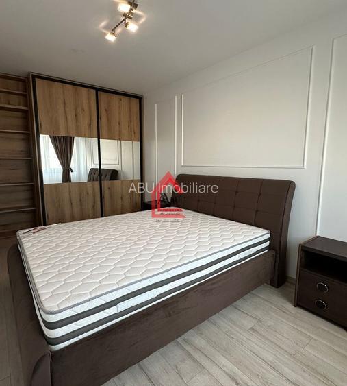 Apartament cu două camere, Decomandat,  Bloc nou , parcare privata - 4