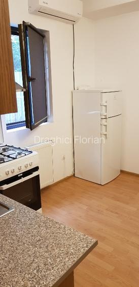 Particular ,inchiriez apart 2 cam la 5 min. de metroul Aparatorii Patriei - 7