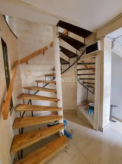 Casa 7 camere P+2 ,1990 / Mantuleasa - Coposu - Armeneasca /Comision 0 - 11