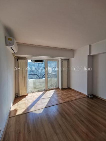 Bd. Decebal - Apartament 4 camere dec 1990 - 17