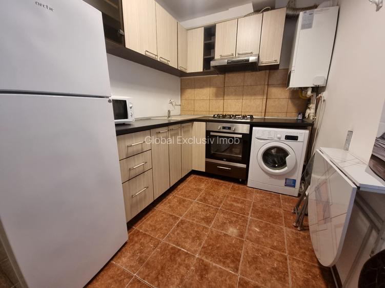 Garsoniera dec la 1 minut de metrou Dimitrie Leonida, loc parcare, libera - 3