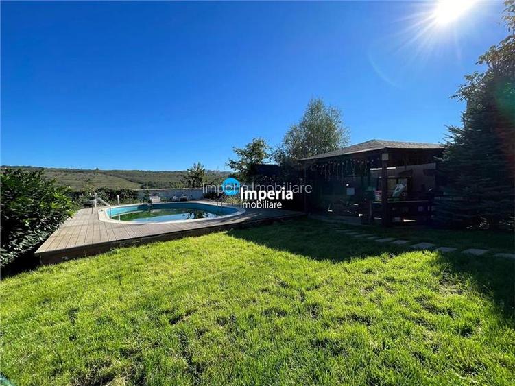 Casa tip duplex de vanzare,550 mp curte,piscina,beci,foisor Rediu Breazu - 3