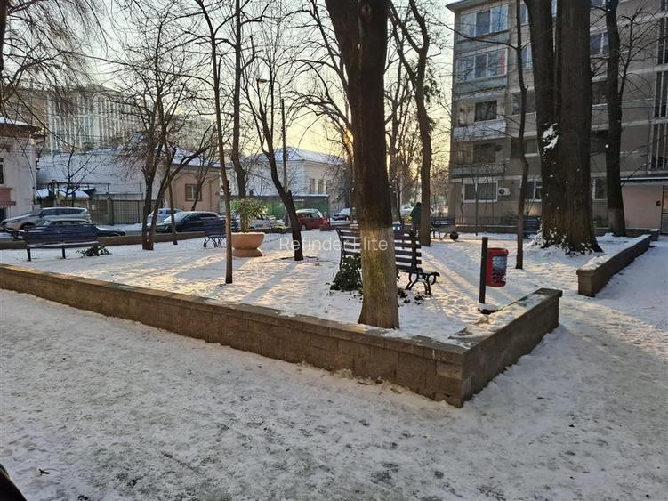 vanzare apartament 2 camere | Timpuri Noi  | langa metrou | etaj 2/5 | lift | re - 35