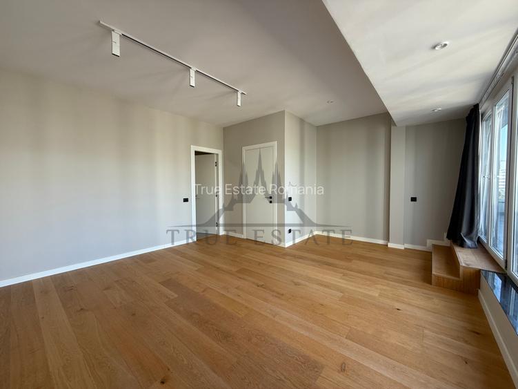 Penthouse cu vedere spectaculoasa catre Lac - 8