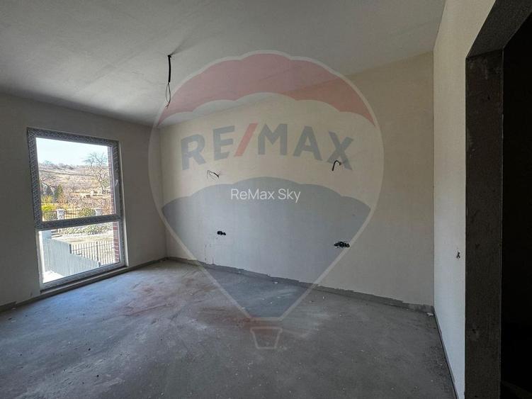 Vând Casă, in Borhanci - 6