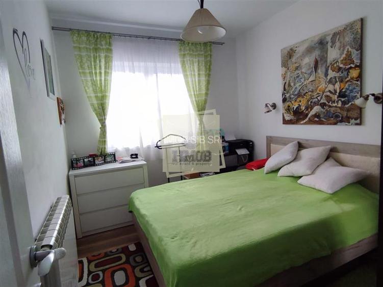 Casa individuala 5 camere terasa acoperita 3 bai si 458 mp teren in Cristian - 4