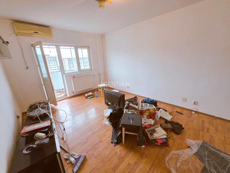 Drumul Taberei Favorit Haiducului etaj 9/10 bloc 1980 decomandat - 3