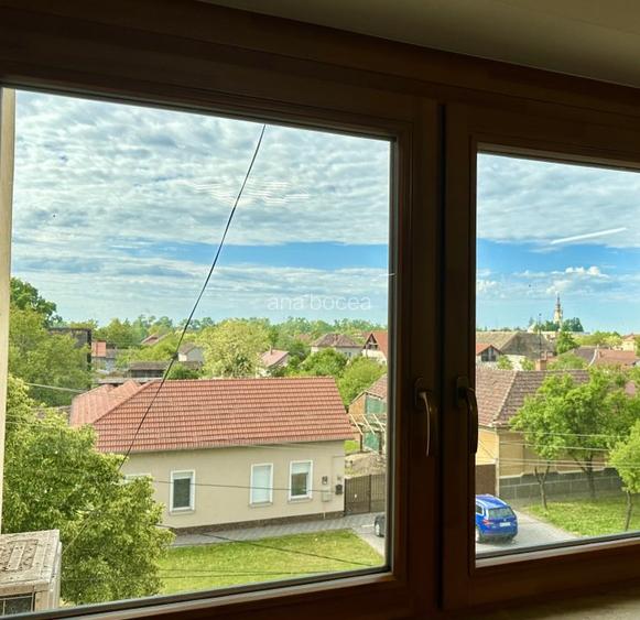 Apartament Spațios Renovat Premium. Eleganță Modernă în Inima Nădlacului - 3