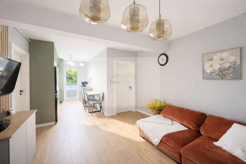 Vânzare Apartament modern cu 3 camere- zona Frunzișului- Parcare.
