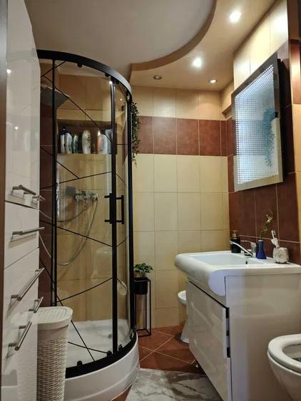 Apartament 3 camere / 3 szobás lakás complet utilat și mobilat / Teljesen bútoro