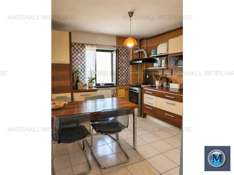 Apartament 3 camere de vanzare, zona Central, 65.4 mp #17079