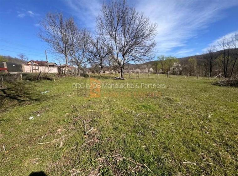 Teren intravilan zona Tisau - 3