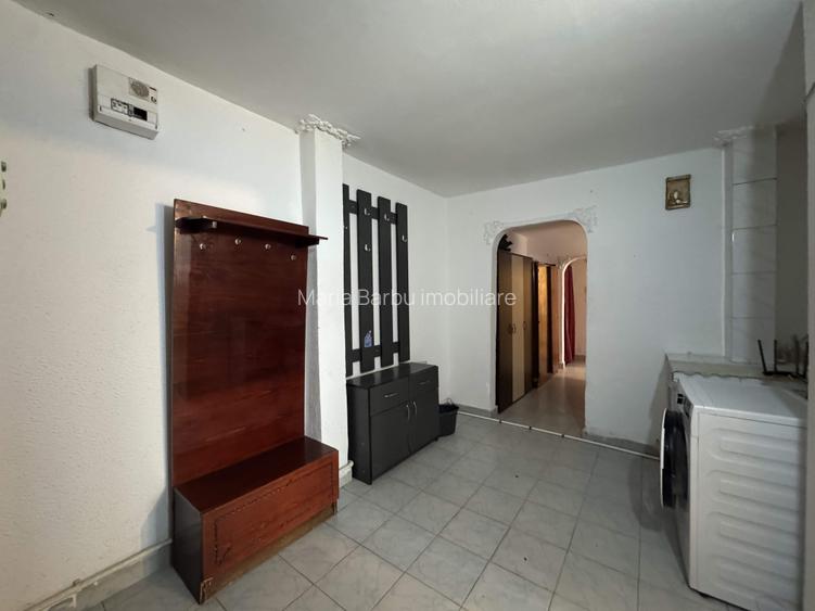 3 cam, 74 mp. decomandat, fara imbunatatiri, et.4, acoperis, Cuza Voda - 18