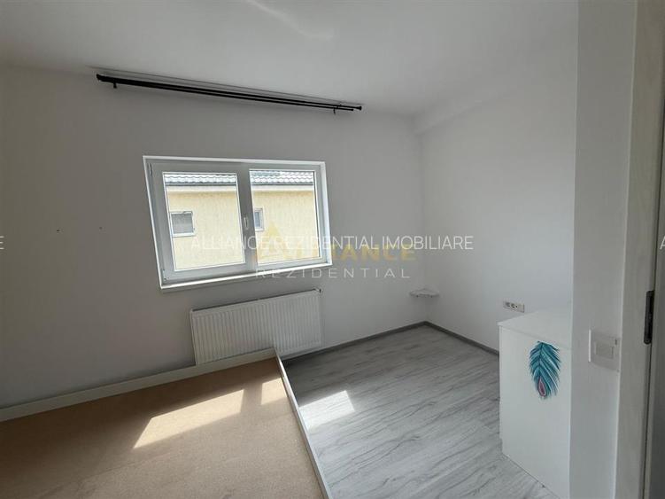 Vila individuala P+1E - 4 camere - 2 bai - teren 560mp - - 9