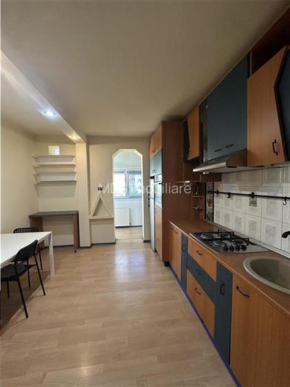 Amenajat complet, mobilat, aproape de Mall - 2