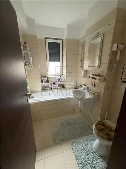 TORONTALULUI | 3 CAM | 2 BAI | ET.2 | LOC PARCARE | BOXA | LIFT - 7