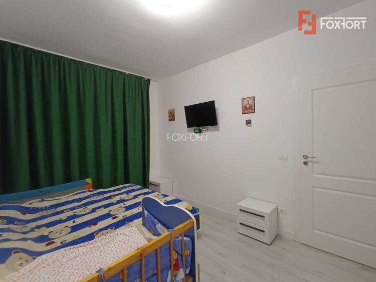 Apartament cu 3 camere, decomandat, Etaj 1 - Giroc  - 11