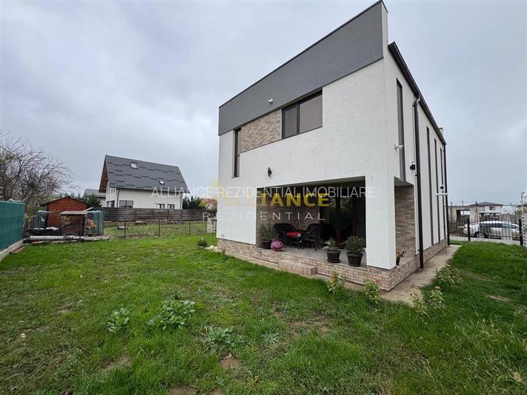 Casa Individuala - 4 Camere 2 Bai - Teren 325 mp - 4