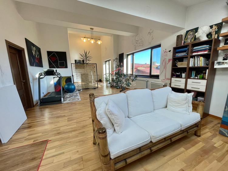 Casa - Damaroaia, Heerastrau, Expozitiei - 11