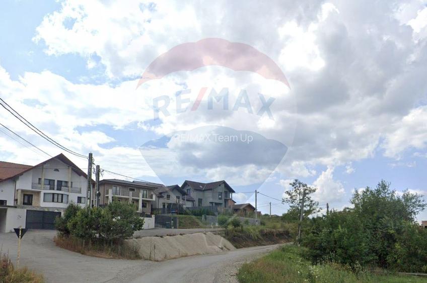 Casă S+P+M la roșu în Câmpenești - 2