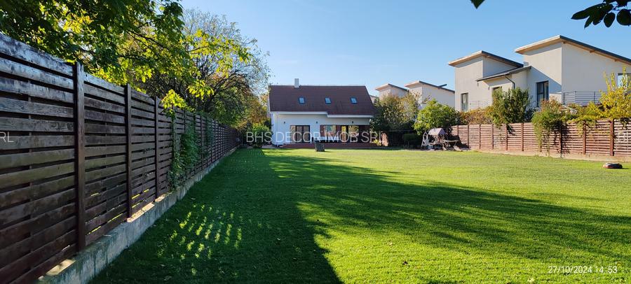 Tunari, Str. Campului, Casa tip Vila, 5 Camere, Teren 1900 mp - 2