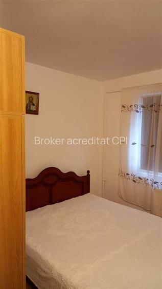 Apartament 2 camere semidecomandate,zona Cora - 7