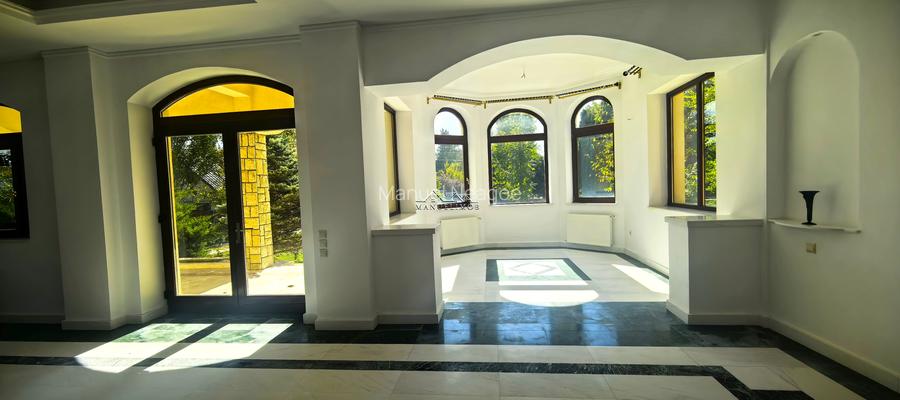 Proprietate Breaza Vila 1000mp , casa administrator , teren generos 3600mp - 12