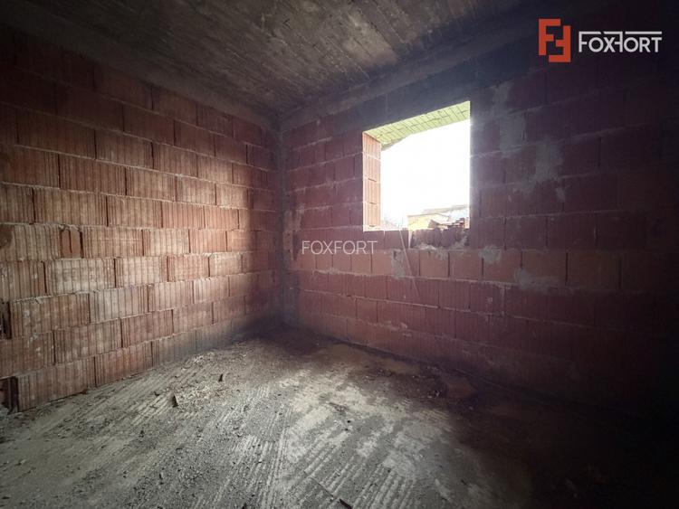 OPORTUNITATE - Casa individuala la rosu, teren de 851 mp in Peciu Nou - 12