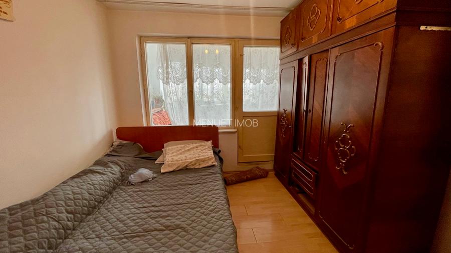 Apartament 3 camere,str.Spitalului - 11